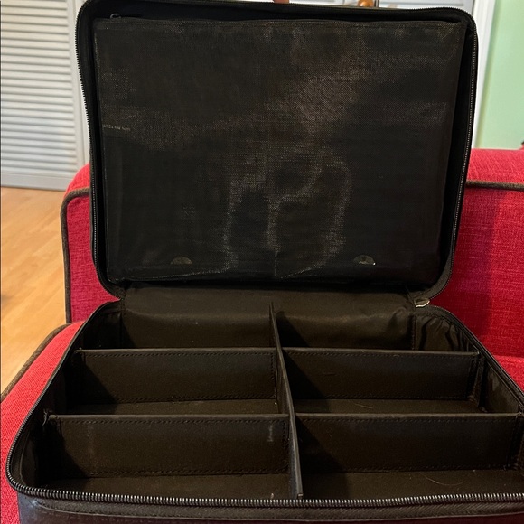 Dior Beauty makeup bag - Picture 2 of 4